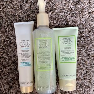 Mary Kay White Tea & Citrus Satin Hands Set